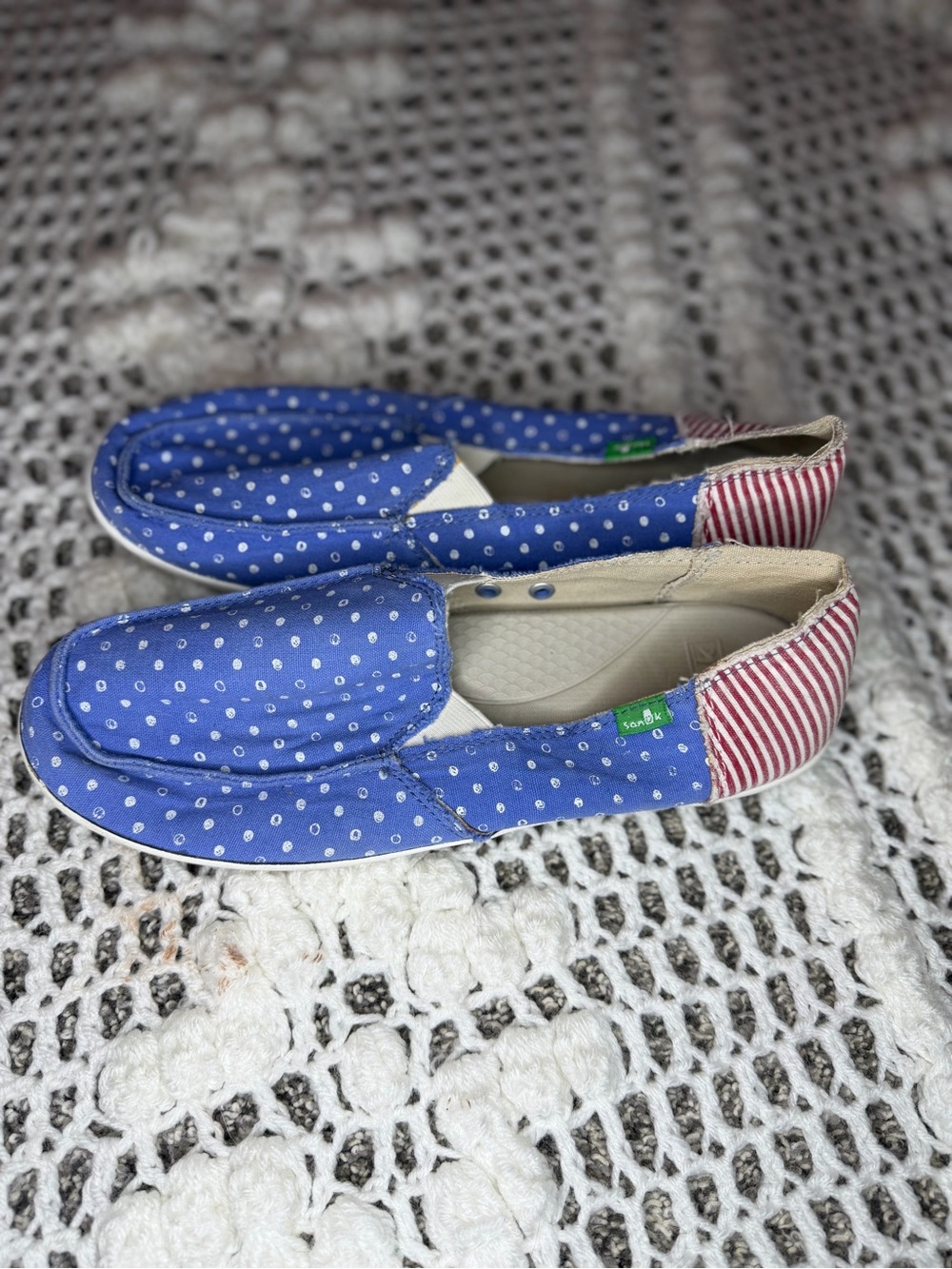 Sanuk Blue Polka Dot Slip-On Sneakers with Red-White Striped Heel